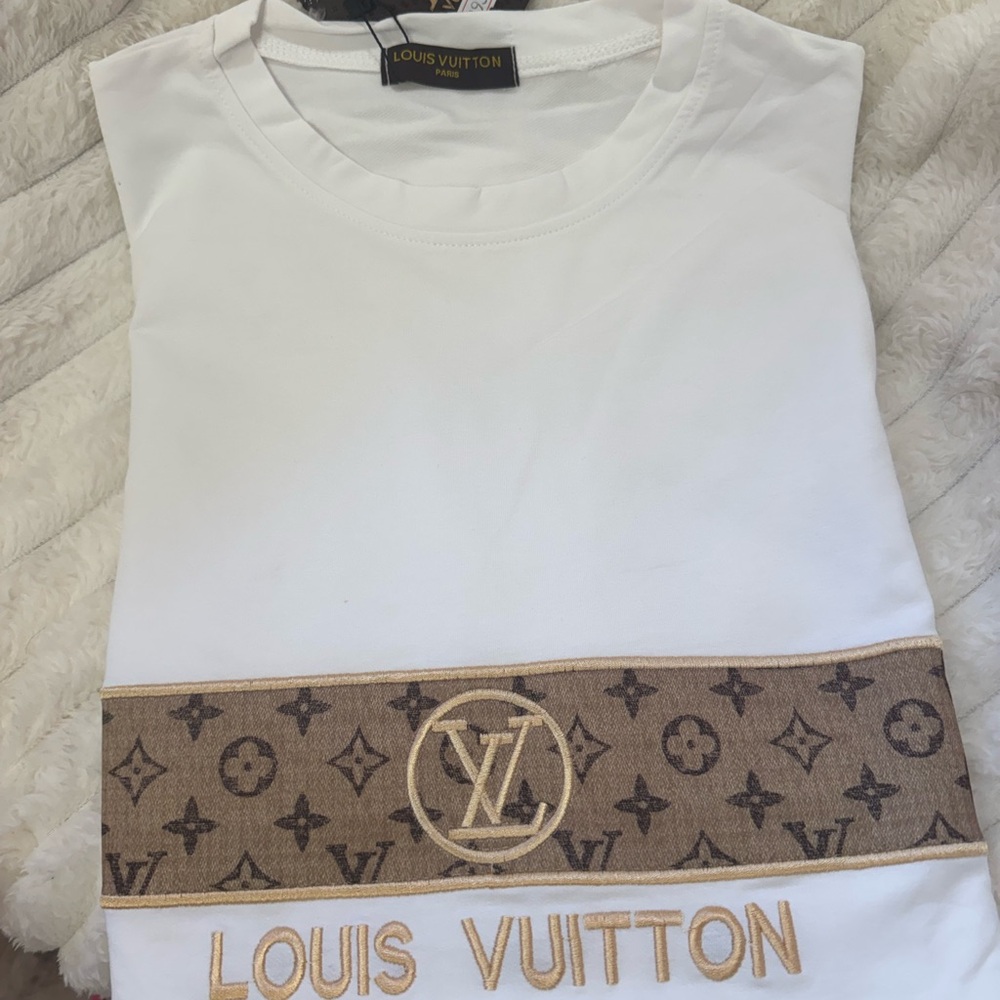 Source Unknown White Tee with Brown Monogram Band… - image 1